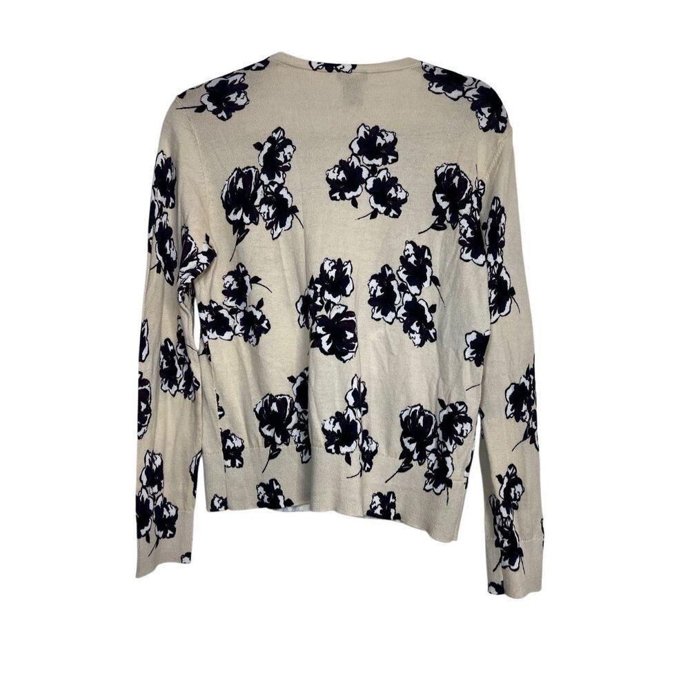 Ann Taylor Sweater Womens Large Cream Black Floral Cardigan Knit Crew Neck‎ - Picture 2 of 8